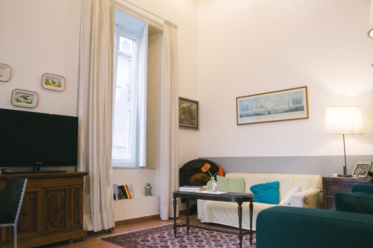ナポリLa Casa Del Nespolo, 2 Terrazzi E 2 Bagni In Centroアパートメント エクステリア 写真