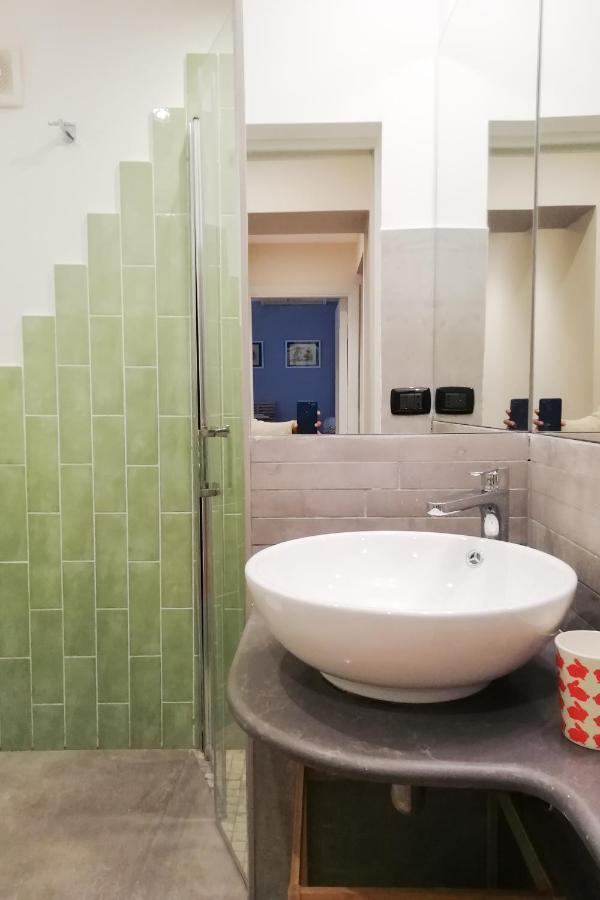 ナポリLa Casa Del Nespolo, 2 Terrazzi E 2 Bagni In Centroアパートメント エクステリア 写真